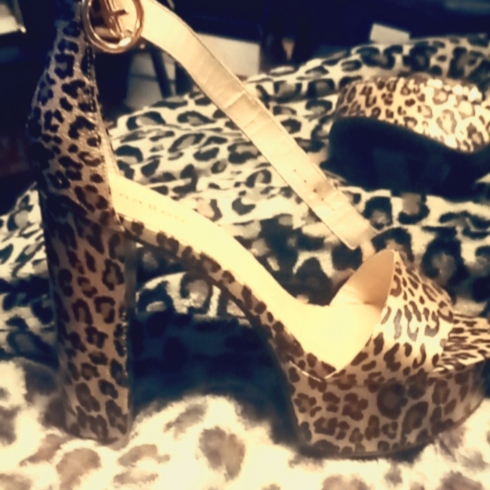 Leopard print, platform, block heel, ankle strap